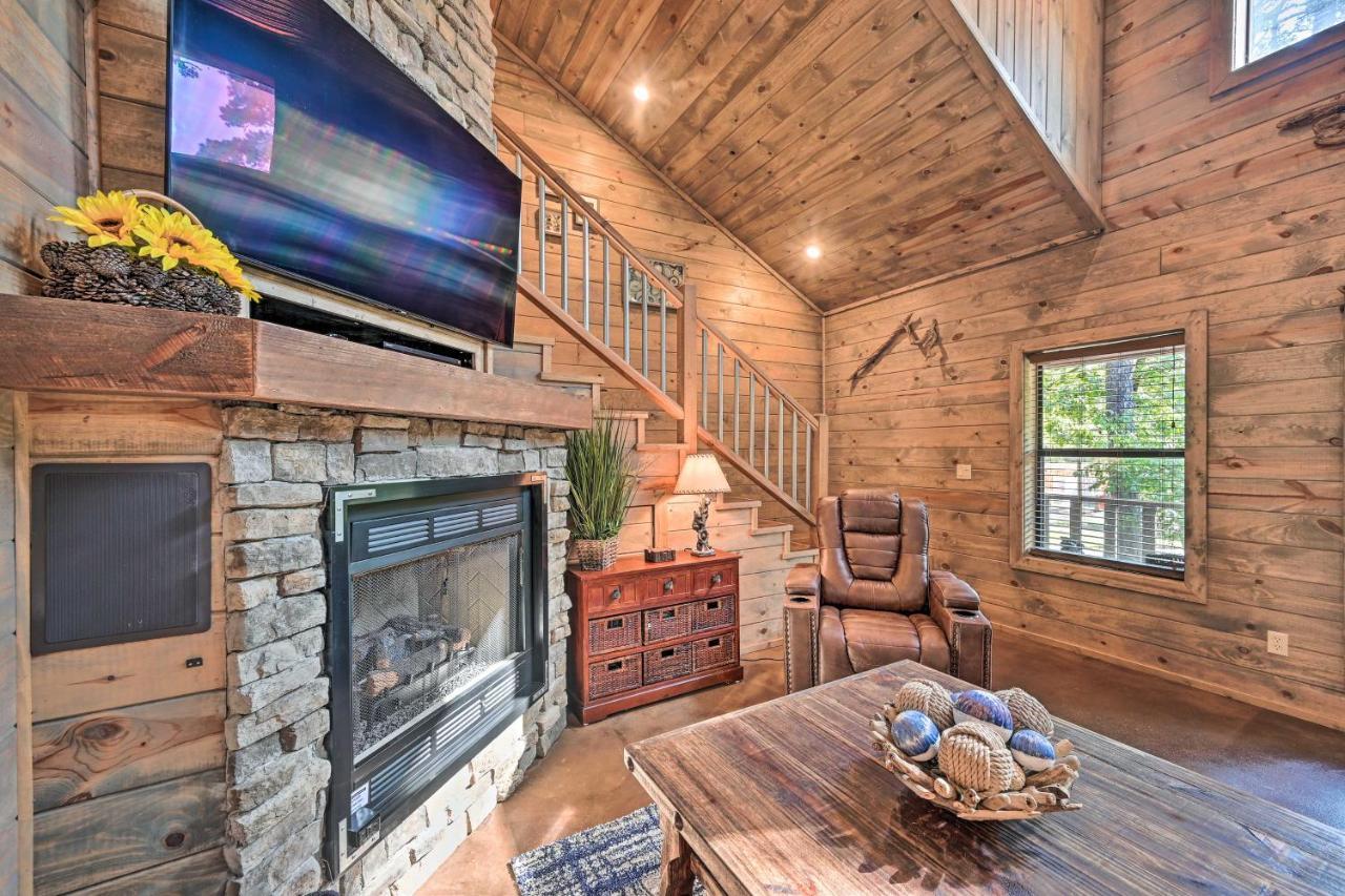 Luxe Broken Bow Cabin With Tesla Charging Station Stephens Gap Exterior foto